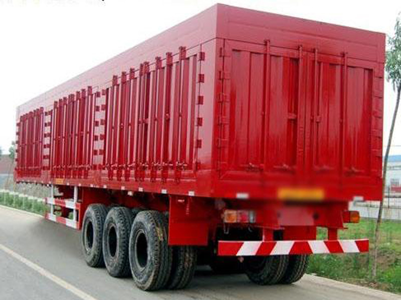 廂式半掛車(chē)